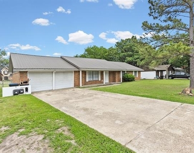 3 Timberside Drive - Photo Thumbnail 4
