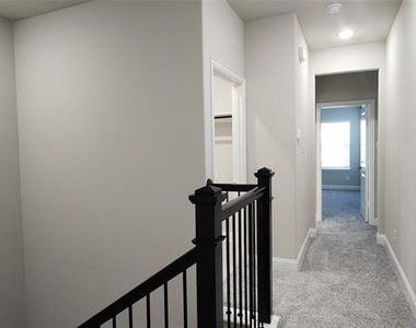 3121 Galveston Street - Photo Thumbnail 21