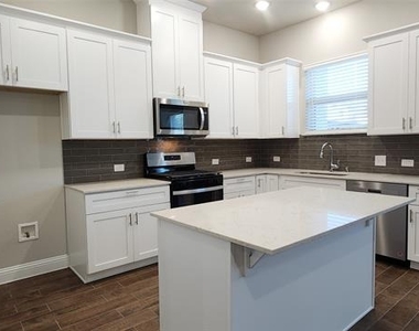 3121 Galveston Street - Photo Thumbnail 5