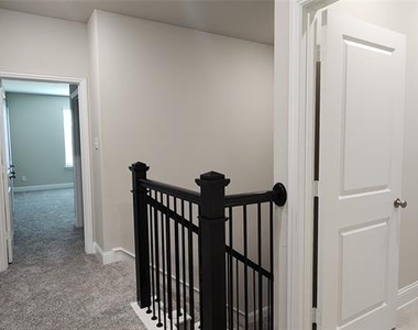 3121 Galveston Street - Photo Thumbnail 20
