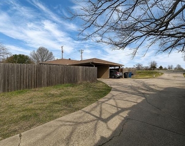 5512 Alexander Street - Photo Thumbnail 14