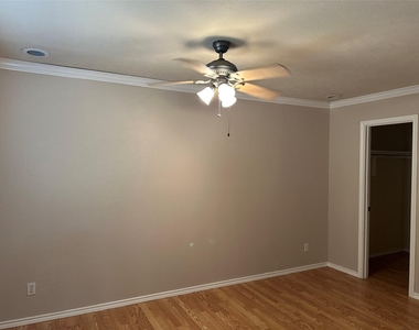 563 Oldbridge Drive - Photo Thumbnail 27
