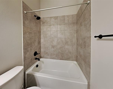 5211 Pentridge Drive - Photo Thumbnail 13