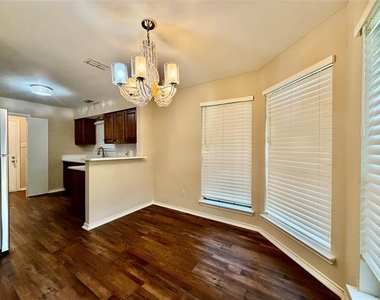 3205 Bryan Street - Photo Thumbnail 19