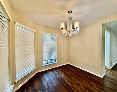 3205 Bryan Street - Photo Thumbnail 8