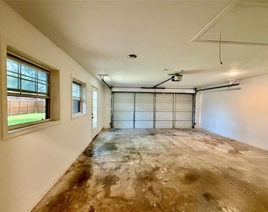 3205 Bryan Street - Photo Thumbnail 27