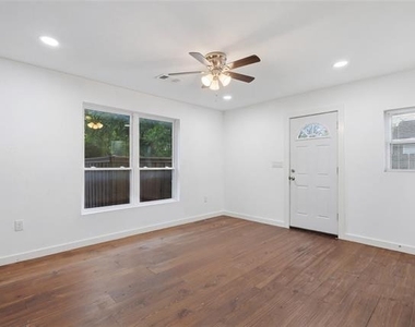 1831 Alabama Avenue - Photo Thumbnail 12