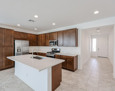 14752 W Smoketree Drive - Photo Thumbnail 2