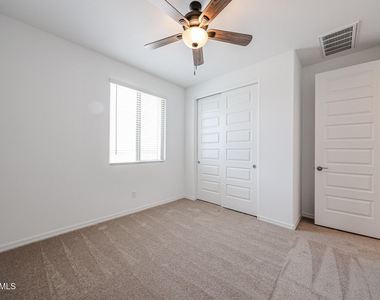 14752 W Smoketree Drive - Photo Thumbnail 12