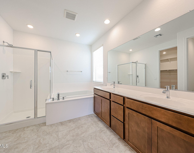 14752 W Smoketree Drive - Photo Thumbnail 8
