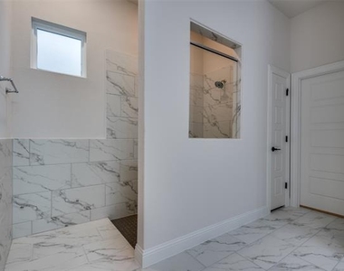 8452 Tripoli Trail - Photo Thumbnail 24