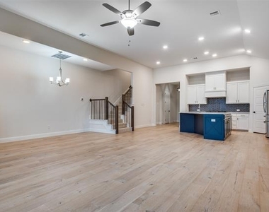 8452 Tripoli Trail - Photo Thumbnail 17