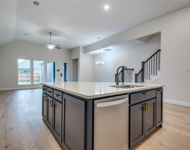 8452 Tripoli Trail - Photo Thumbnail 12