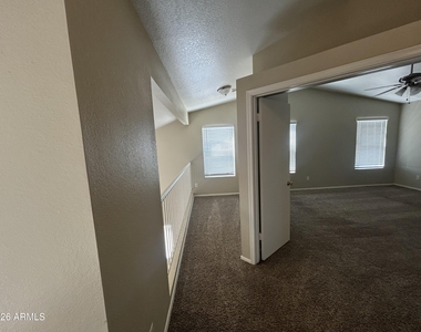 11322 W Alice Avenue - Photo Thumbnail 22