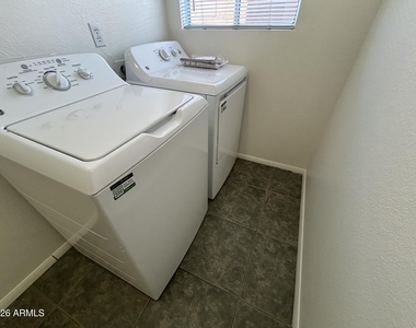 11322 W Alice Avenue - Photo Thumbnail 33