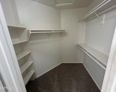 11322 W Alice Avenue - Photo Thumbnail 26