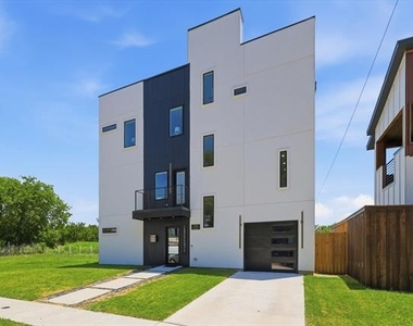1926 Pueblo Street - Photo Thumbnail 2