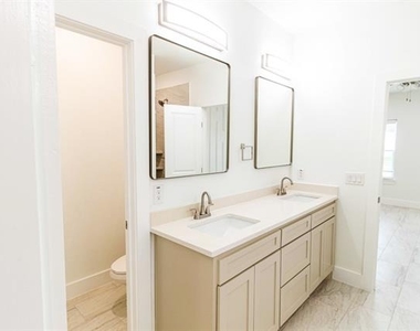 536 Highview Court - Photo Thumbnail 25