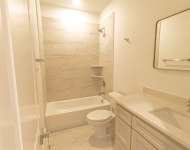536 Highview Court - Photo Thumbnail 8