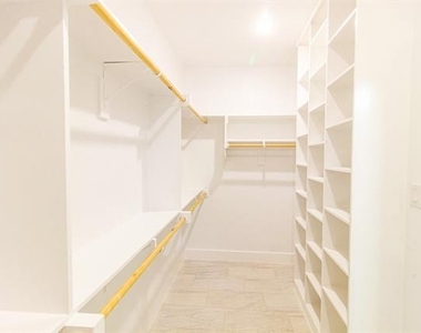 536 Highview Court - Photo Thumbnail 23