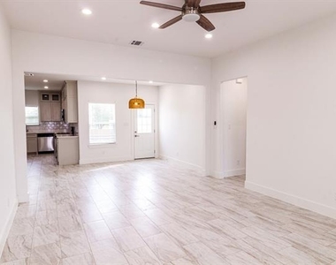 540 Highview Court - Photo Thumbnail 1
