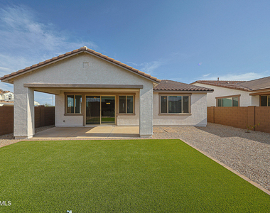 14746 W Smoketree Drive - Photo Thumbnail 18