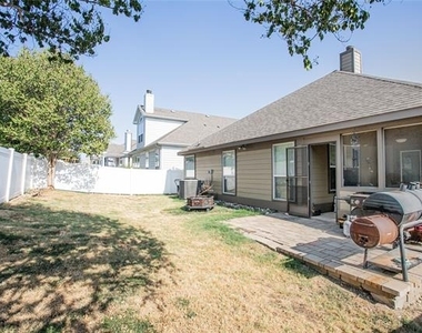 5009 Cassidy Lane - Photo Thumbnail 19
