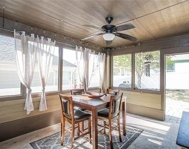 5009 Cassidy Lane - Photo Thumbnail 18