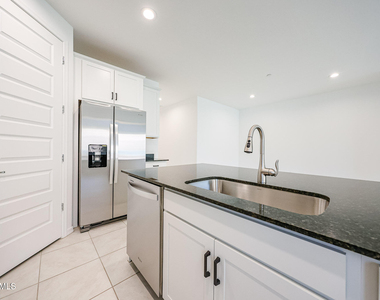 28500 N 134th Avenue - Photo Thumbnail 3