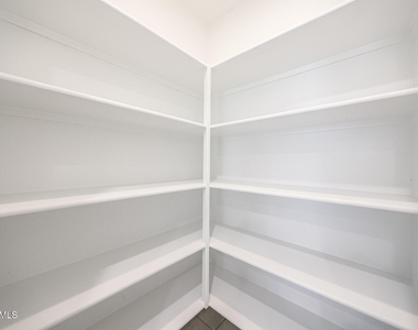 28500 N 134th Avenue - Photo Thumbnail 6