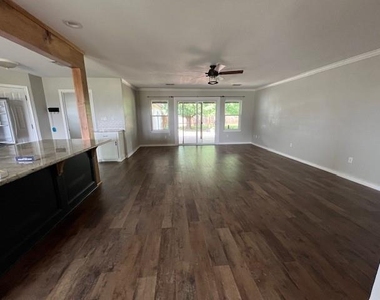 1051 Todd Trail - Photo Thumbnail 4