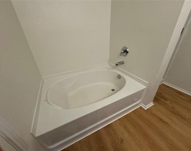12728 Foxpaw Trail - Photo Thumbnail 17