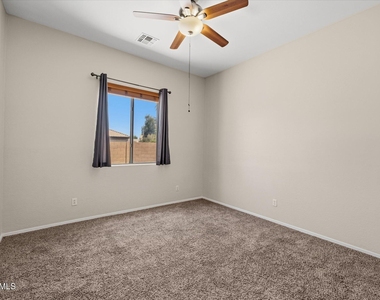 2619 E Hazeltine Way - Photo Thumbnail 20