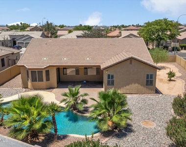 2619 E Hazeltine Way - Photo Thumbnail 31