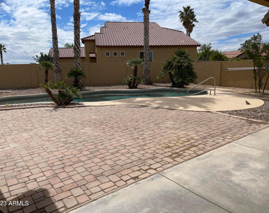 2619 E Hazeltine Way - Photo Thumbnail 8