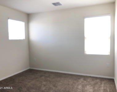 3702 N 307th Drive - Photo Thumbnail 27