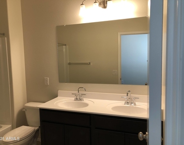 3702 N 307th Drive - Photo Thumbnail 32