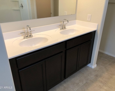 3702 N 307th Drive - Photo Thumbnail 13