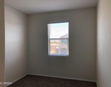 3702 N 307th Drive - Photo Thumbnail 29