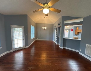 2336 Timbercreek Drive - Photo Thumbnail 2