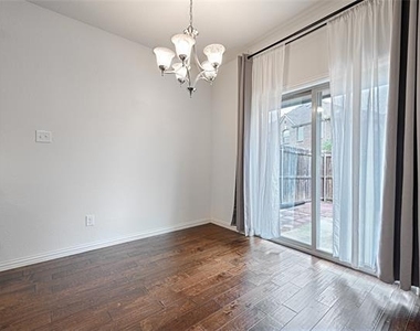 4771 Bridgewater Street - Photo Thumbnail 6