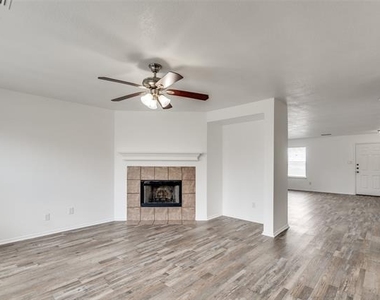 8101 Stanton Court - Photo Thumbnail 11