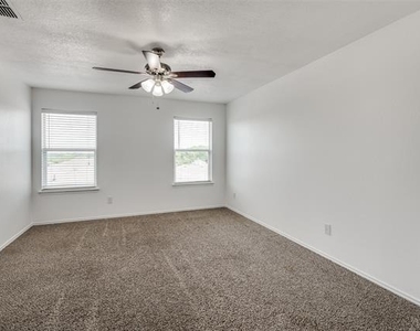 8101 Stanton Court - Photo Thumbnail 26