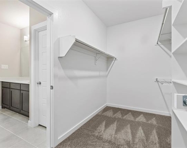 216 Arrow Wood Road - Photo Thumbnail 9