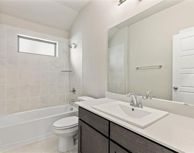 216 Arrow Wood Road - Photo Thumbnail 12