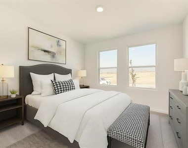 1271 Falcon Heights - Photo Thumbnail 20