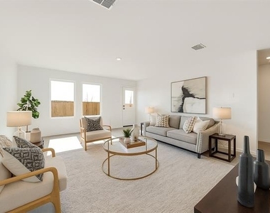 1271 Falcon Heights - Photo Thumbnail 12