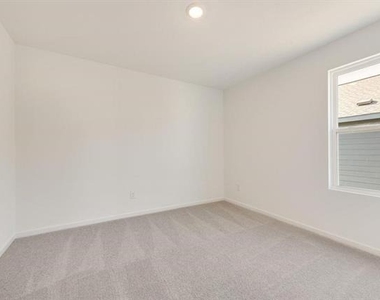 1271 Falcon Heights - Photo Thumbnail 21
