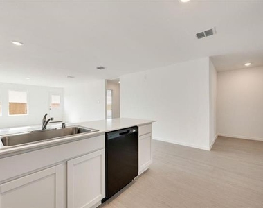 1271 Falcon Heights - Photo Thumbnail 6