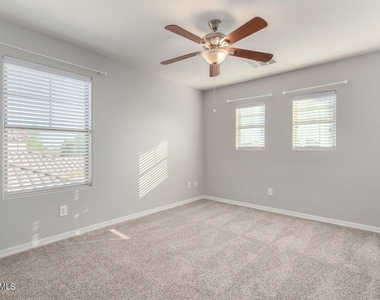 4674 S Twinleaf Drive - Photo Thumbnail 12